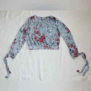 Sweet Rain Blouse Top SMALL Floral Long Flowing Sleeves Polyester Dressy Stylish